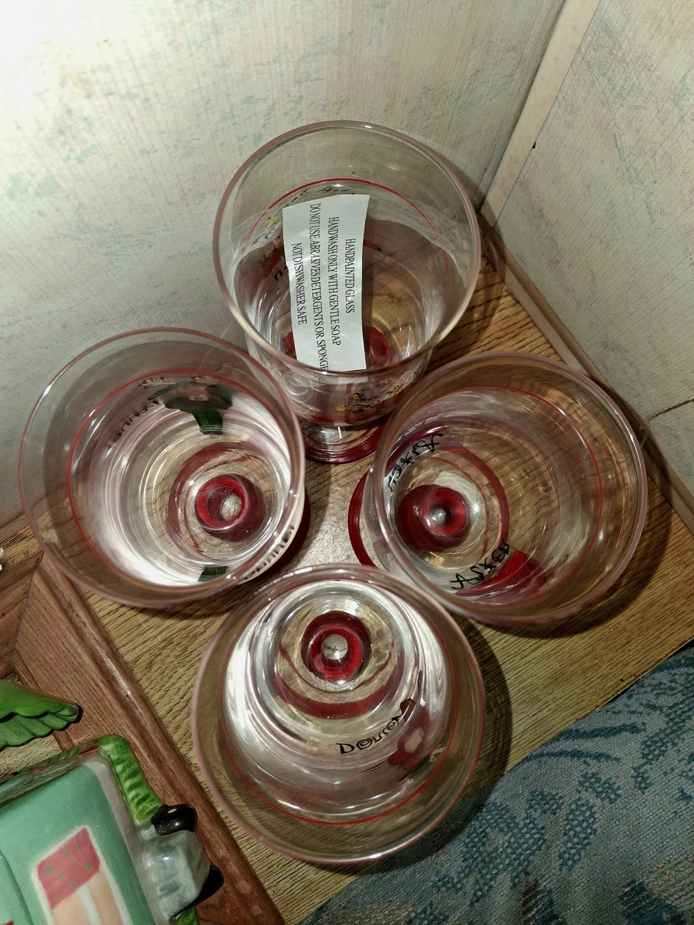 Set of 4 Hand Painted Christmas Reindeer Wine Goblets Glasses Styrofoam Box